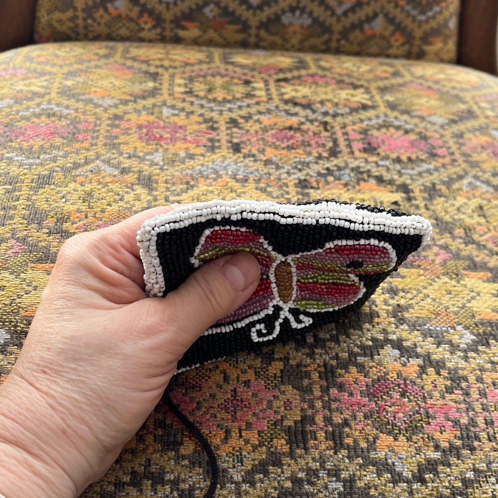 Beaded Butterfly Change Purse - Picture 4 of 5